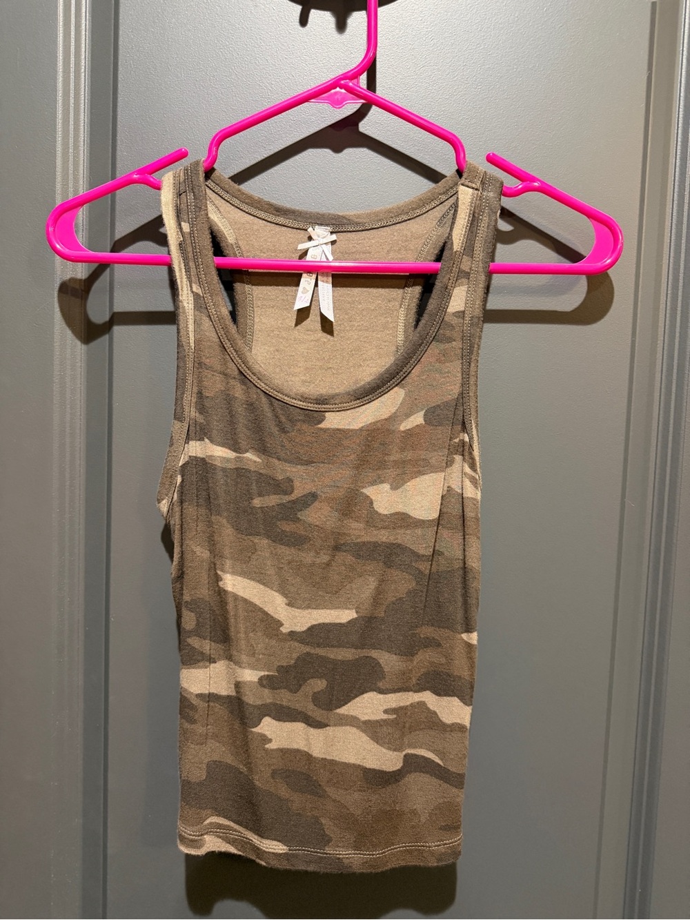 Women's Camo Tank Top - Beige Green